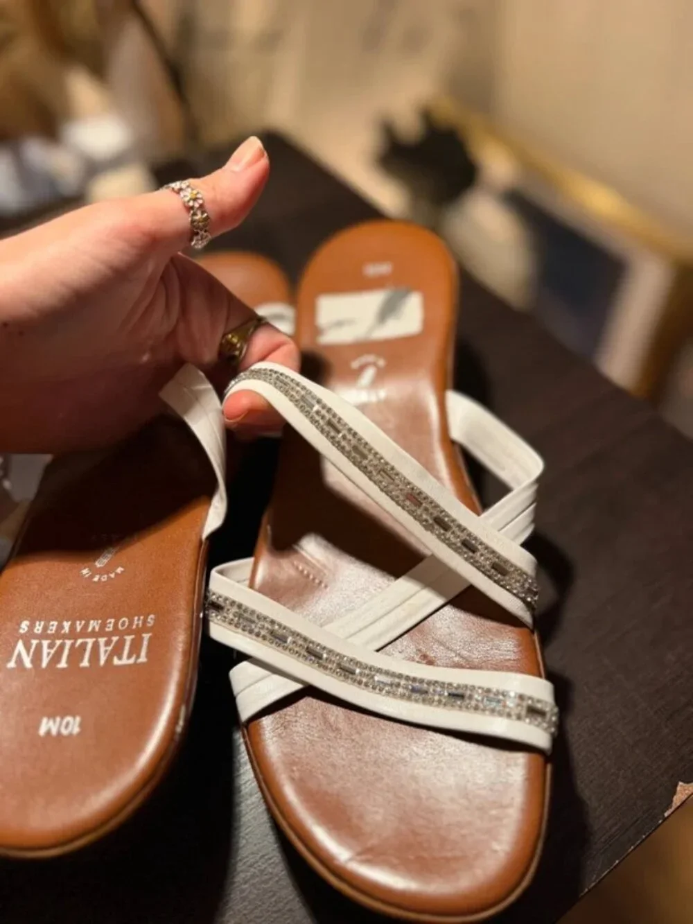 White Italian Shoemakers Size 10 Open-toed Platform Sandals